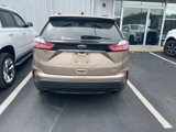 Used 2020 Ford Edge SE image 3