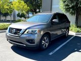 Used 2017 Nissan Pathfinder S image 2