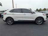 Used 2020 Ford Edge Titanium image 3