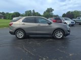 Used 2018 Chevrolet Equinox LT image 2