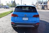 Used 2023 Volkswagen Taos SE w/ Panoramic Sunroof Package image 6