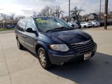 Used 2007 Chrysler Town & Country Limited image 3