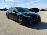 Used 2020 Toyota Camry SE image 6