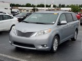 Used 2015 Toyota Sienna XLE image 3