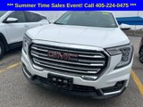 Used 2024 GMC Terrain SLT image 3