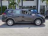 Used 2020 Nissan Rogue S image 3