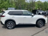Used 2023 Nissan Rogue SV image 5