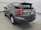 Used 2018 Ford Explorer XLT image 5