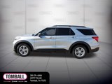 Used 2022 Ford Explorer XLT w/ Equipment Group 202A image 4