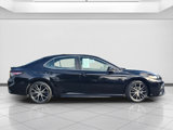 Used 2023 Toyota Camry SE image 4