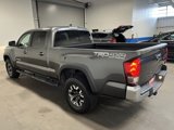 Used 2017 Toyota Tacoma TRD Off-Road image 5