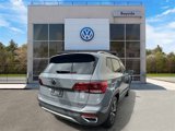 Certified 2023 Volkswagen Taos SE w/ Panoramic Sunroof Package image 2