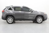 Used 2016 Jeep Cherokee Latitude w/ Comfort/Convenience Group image 2