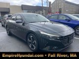 Used 2021 Hyundai Elantra SEL w/ Convenience + Premium Package image 2
