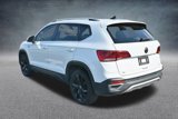 Used 2023 Volkswagen Taos SE image 3