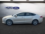 Used 2017 Ford Fusion SE image 2