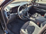 Used 2022 Kia Sorento SX image 4
