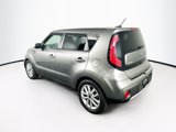 Used 2017 Kia Soul + image 5