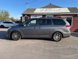Used 2014 Toyota Sienna XLE image 3