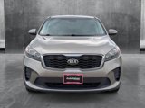 Used 2019 Kia Sorento LX image 2