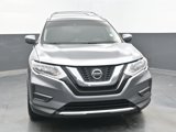 Used 2020 Nissan Rogue SV image 2