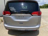 Used 2018 Chrysler Pacifica Touring-L image 5