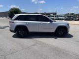 Used 2022 Jeep Grand Cherokee Altitude image 4