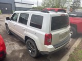 Used 2015 Jeep Patriot High Altitude image 4