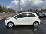 Used 2010 Toyota Yaris 2-Door Hatchback image 4
