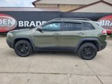 Used 2021 Jeep Cherokee Trailhawk image 4