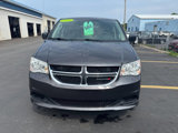 Used 2018 Dodge Grand Caravan SE w/ UConnect Hands-Free Group image 2