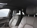 Used 2023 Porsche Macan image 5