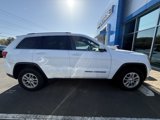 Used 2018 Jeep Grand Cherokee Laredo image 2