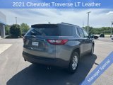 Used 2021 Chevrolet Traverse LT image 3