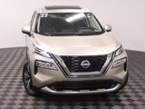 Used 2022 Nissan Rogue Platinum image 3