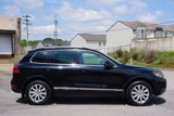 Used 2012 Volkswagen Touareg Sport image 6
