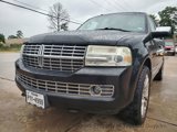 Used 2011 Lincoln Navigator 4WD image 3