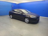 Used 2015 Ford Fusion SE image 2