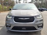 New 2025 Chrysler Pacifica Select image 2