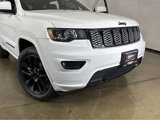 Used 2018 Jeep Grand Cherokee Altitude image 5