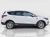 Used 2017 Ford Escape SE image 3