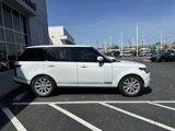 Used 2017 Land Rover Range Rover HSE image 4