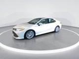 Used 2020 Toyota Camry XLE image 4