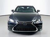 New 2025 Lexus ES 300h w/ Premium Package image 2