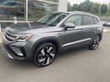 Certified 2024 Volkswagen Taos SEL image 3