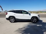 Used 2024 GMC Terrain SLT image 4