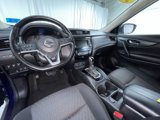 Used 2020 Nissan Rogue SV image 3