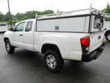 Used 2018 Toyota Tacoma SR image 5
