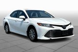 Used 2018 Toyota Camry LE image 2