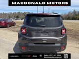 Used 2018 Jeep Renegade Latitude image 4